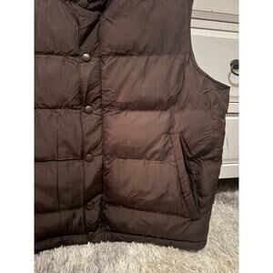 St. John’s Bay dark brown Puffer Vest - men’s medium. Perfect condition!